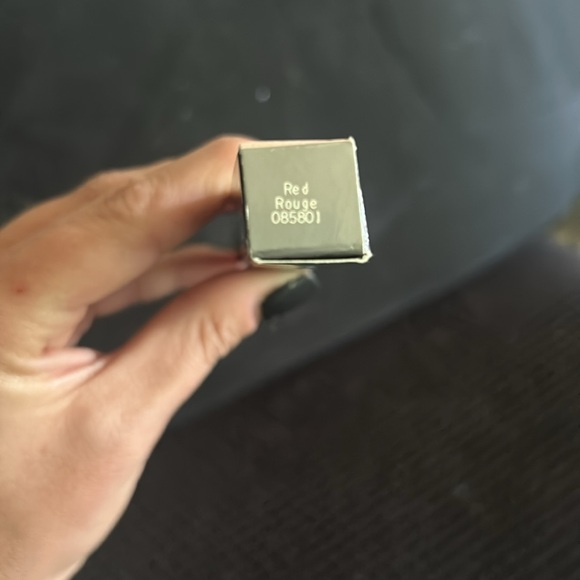 Mary Kay lip liner - Picture 2 of 2